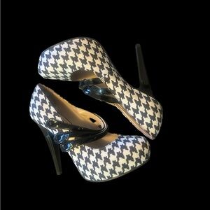ANDREA  Black and White Platform Heels
